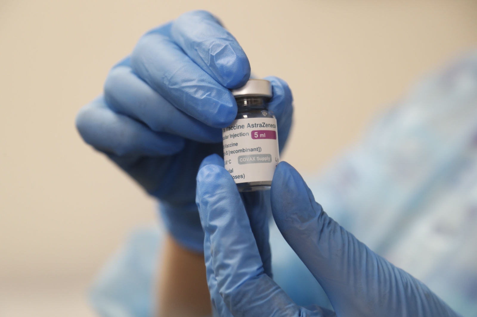 ABD’nin yaklaşık 60 milyon doz AstraZeneca aşısı dağıtması bekleniyor