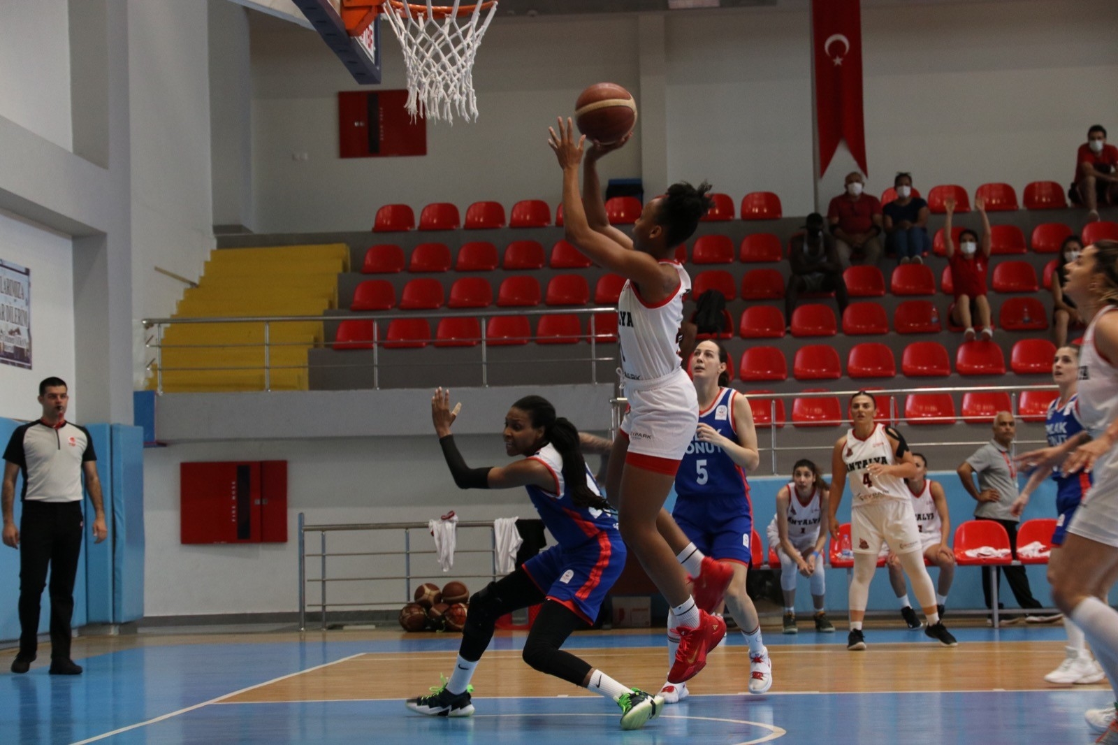 Antalya 07, Kadınlar Basketbol Süper Ligi’nde