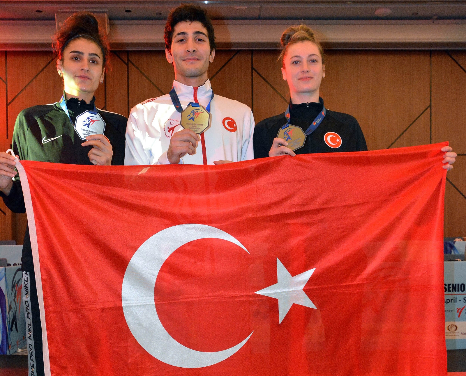 Avrupa Taekwondo Şampiyonası’nda 1 altın, 2 gümüş