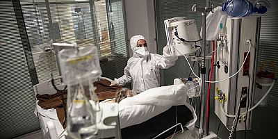 Bilim Kurulu üyesi kötü senaryoyu açıkladı: Hastaneler dolabilir, ölümler artabilir