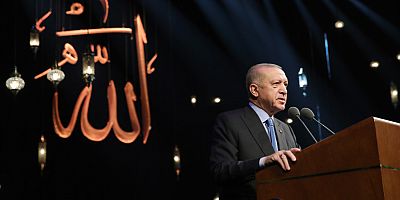  Erdoğan, Kur'an-ı Kerim'i Güzel Okuma yarışması finalinde konuştu..
