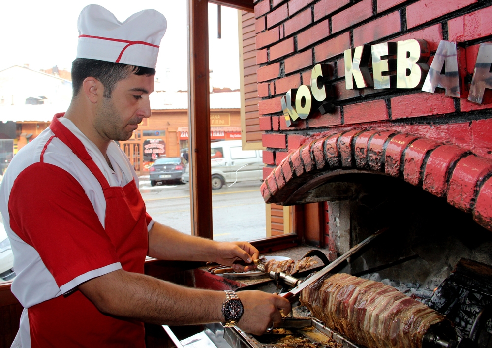 İki Şehrin Cağ Kebabı” Tartışması