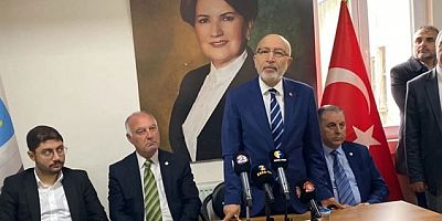 İYİ Parti adayı İrfan Sönmez'in Fetullah Gülen'e övgü videosu.. 