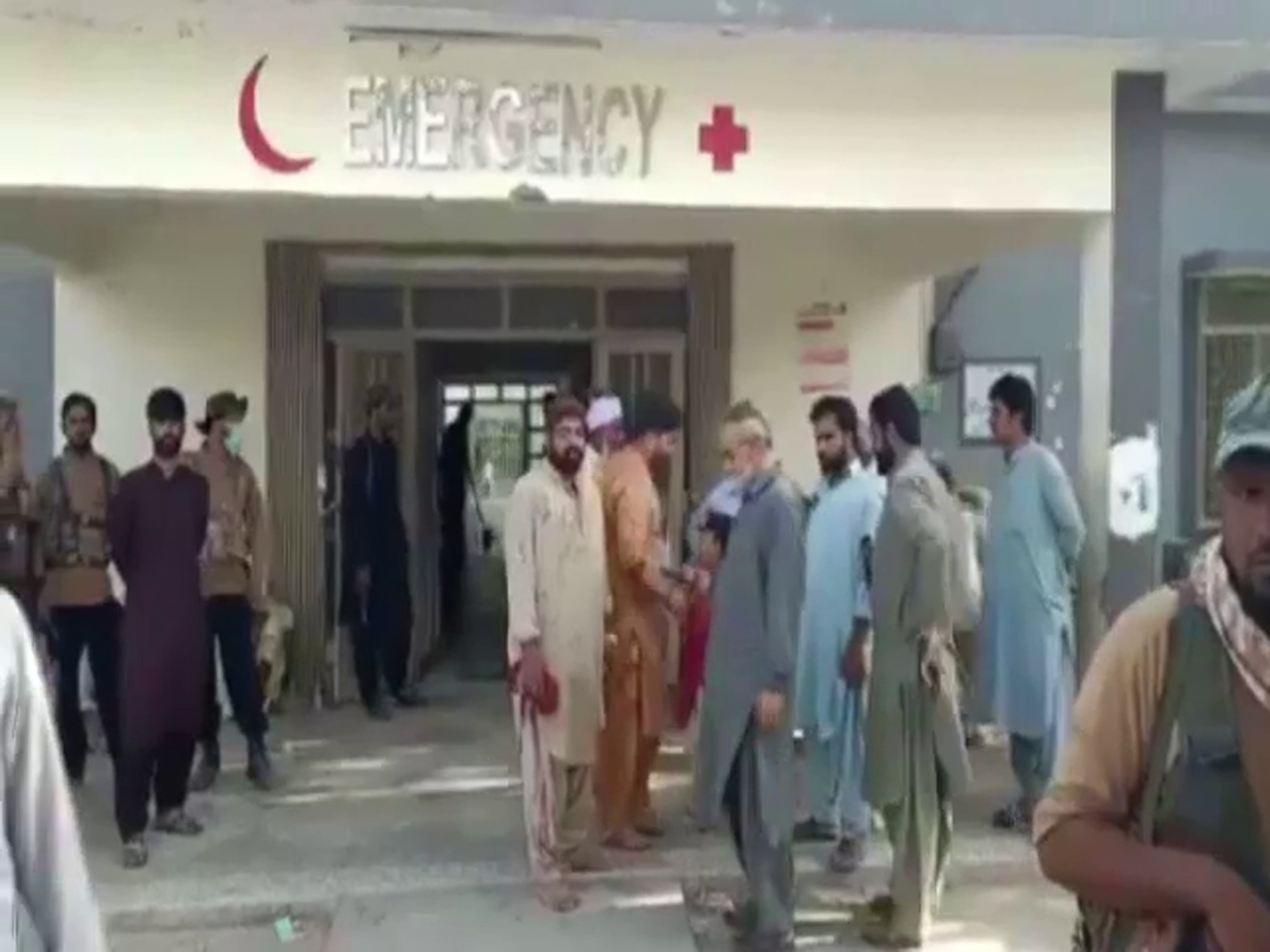 Pakistan’da yolcu otobüsü devrildi: 18 ölü, 30’dan fazla yaralı
