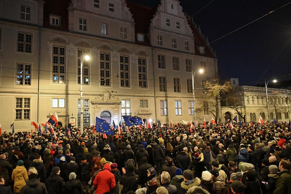 Polonyada On Binler Yine Sokaklarda