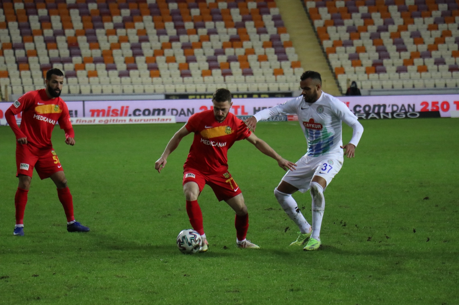 Rizespor ile Yeni Malatyaspor 6. kez rakip olacak