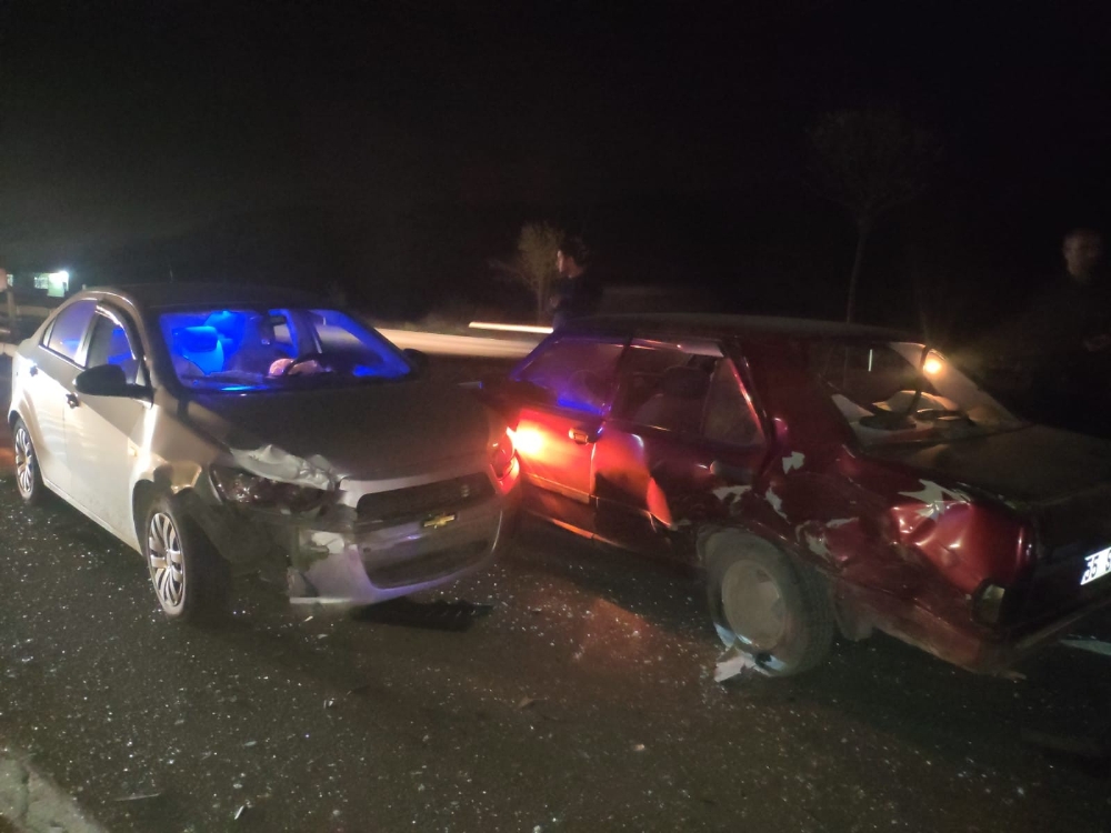 Samsunda Trafik Kazası: 4 Yaralı