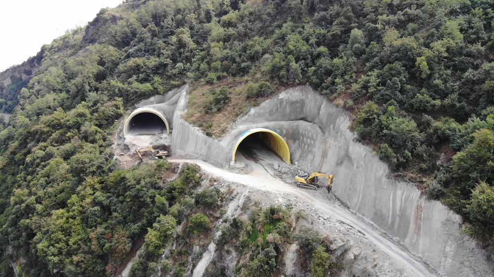 Trabzon’da Boztepe Tüneli’nin yapımı sürüyor