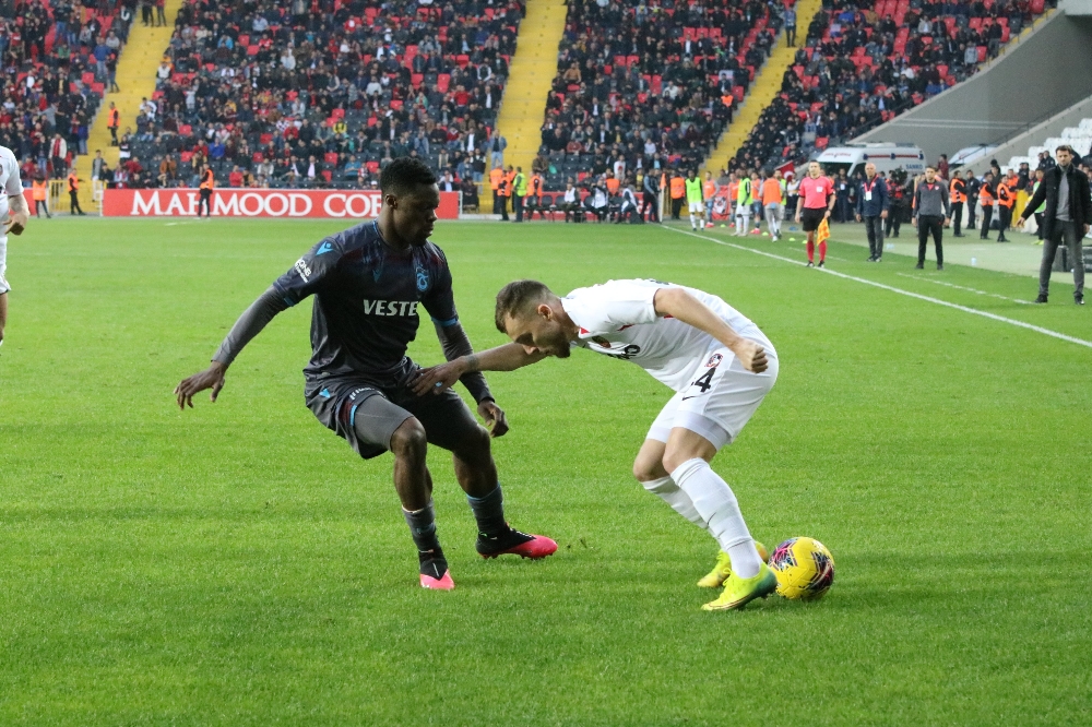 Trabzonspor’a liderlik yolunda Gaziantep çelmesi !