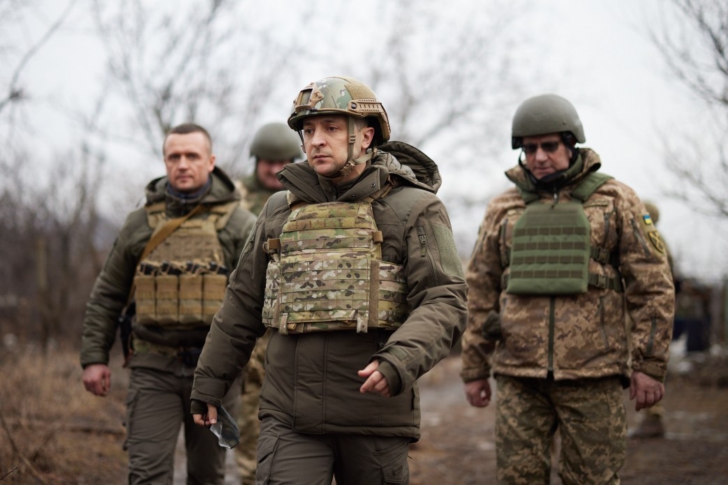 Zelenskiy, Rusya ile gerginliği tırmandıran Donbass’a gidiyor