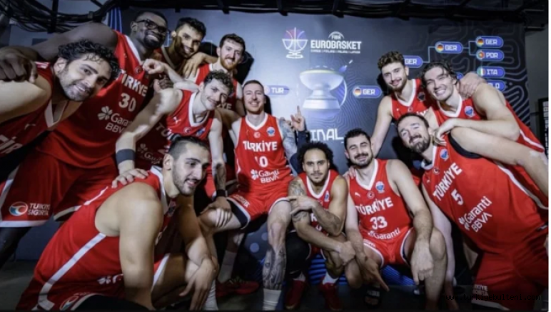 12 Dev Adam, güç sıralamasında yine ilk sırada