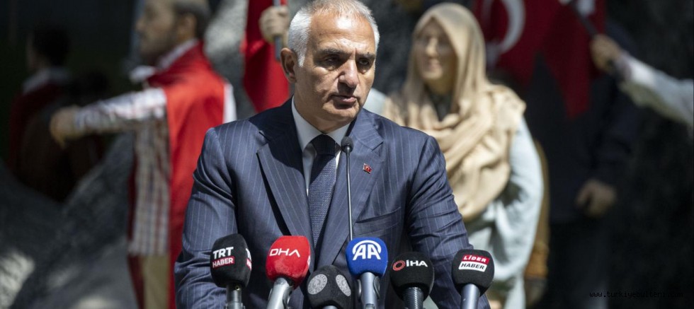  Bakan Ersoy: Milletiyle yürüyenlerin aşamayacağı engel yok