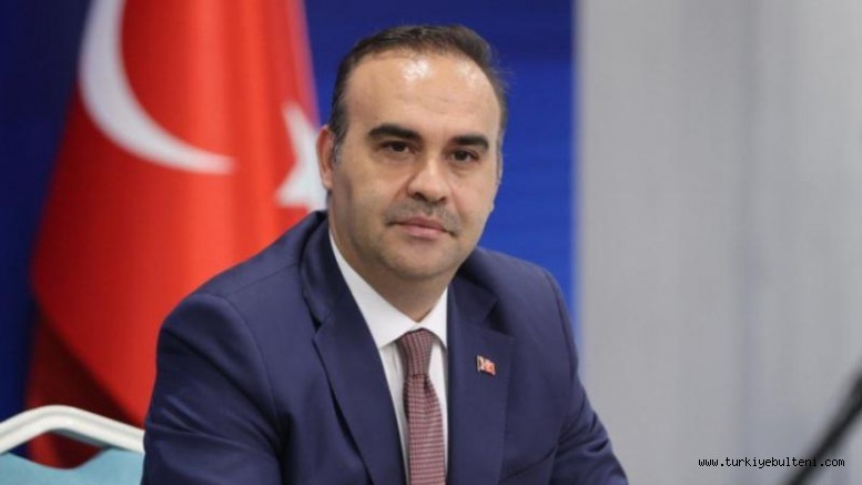 Bakan Kacır'dan Baykar ekibine kutlama