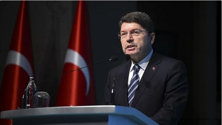 Bakan, Özgür Özel'in 'İBB soruşturmasında rüşvet' açıklamasına yanıt verdi