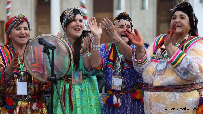 Bu halk 2976 yılına merhaba dedi