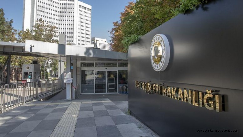 Dışişleri Bakanlığı :Montrö Boğazlar Sözleşmesi'ni 90 yıldır uyguluyoruz