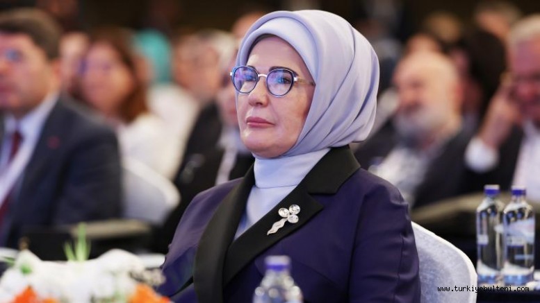 Emine Erdoğan'dan 10 Kasım mesajı