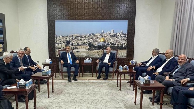 Fidan ve Kalın, Doha'da Hamas yetkilileriyle görüştü