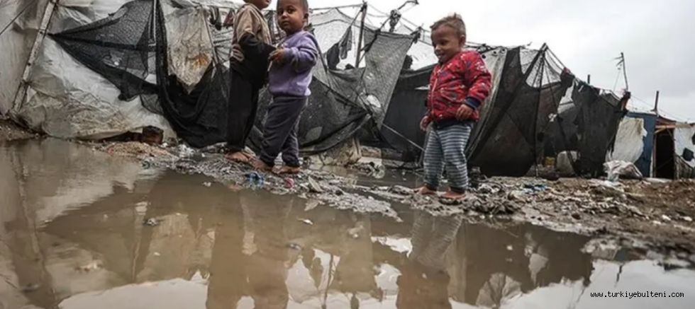 Gazze'ye insani yardım kısıtlamalarını kaldırması için 10 ülke İsrail'e çağrıda bulundu