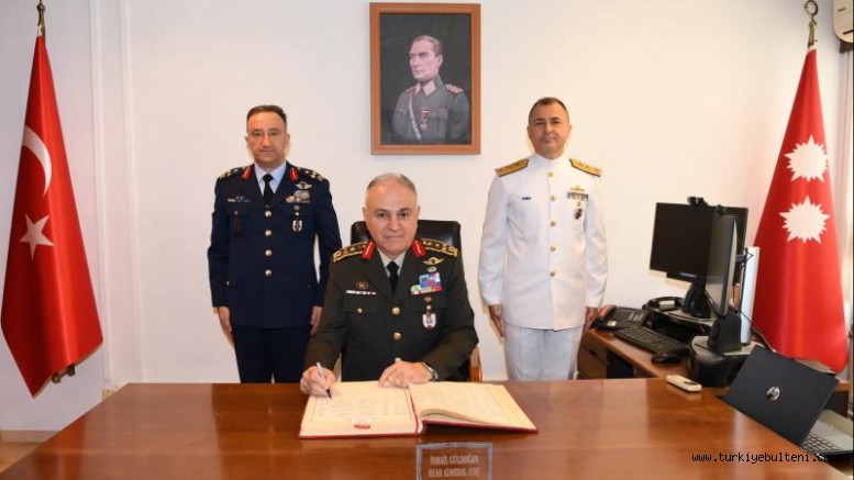 Genelkurmay Başkanı Orgeneral Gürak, Devir Teslim Töreni'ne katıldı