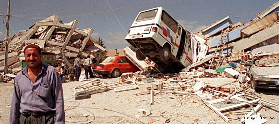 Marmara Depremi'nin üzerinden 26 yıl geçti