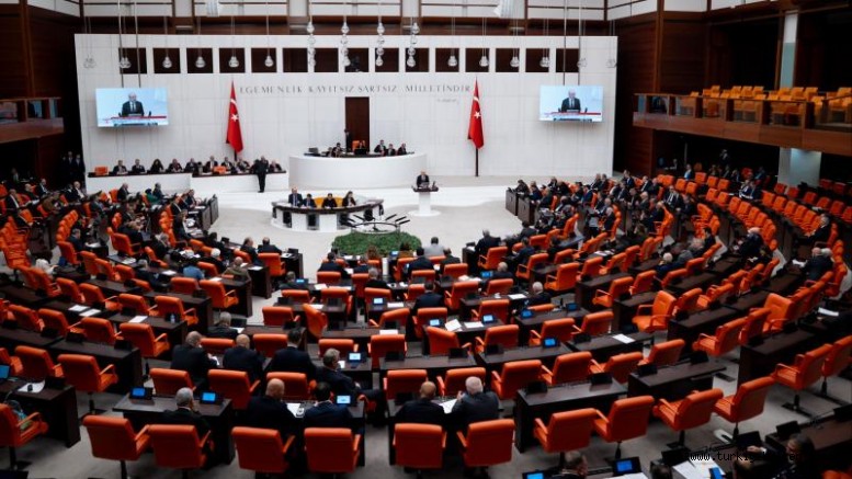 Meclis raporunda 'akran zorbalığı' uyarısı!
