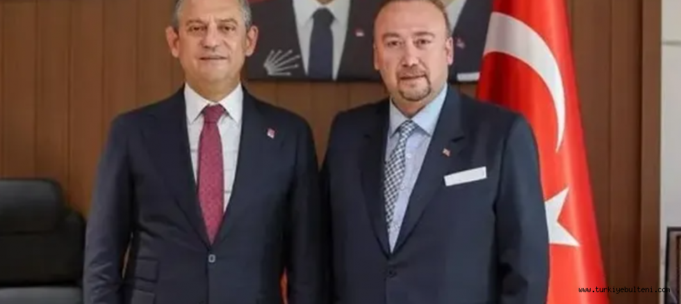 Özkan Yalım savcılığa teslim etti! İşte Özgür Özel'le rüşvet yazışması