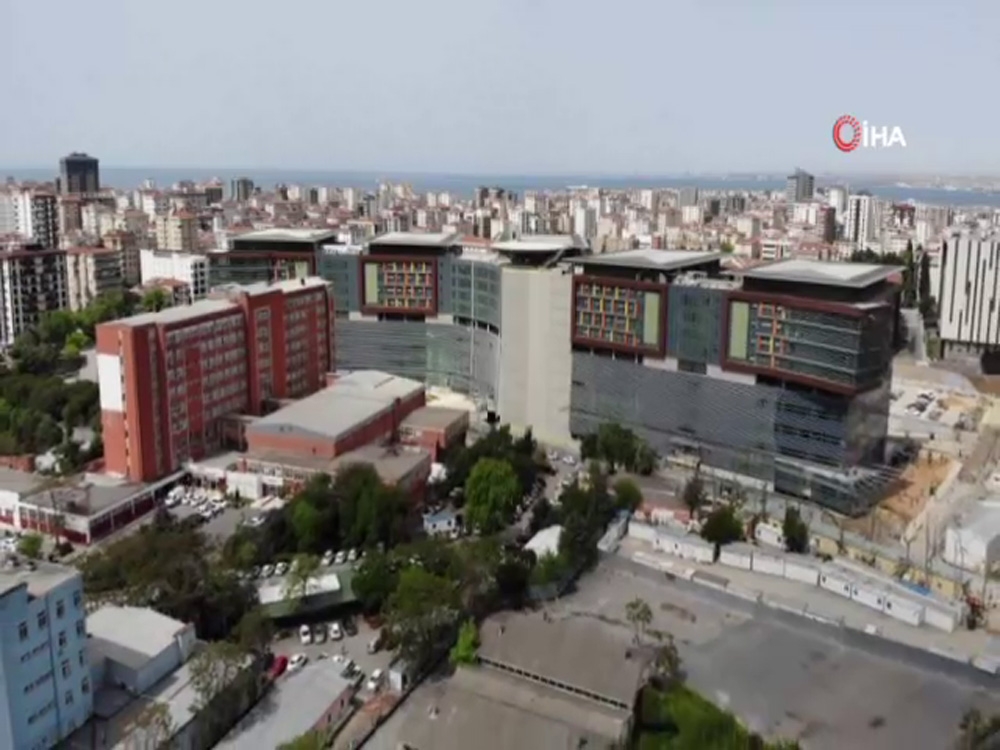 1. etabı tamamlanan Göztepe Şehir Hastanesi havadan görüntülendi