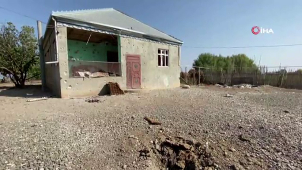 “1 saat önce 10 mermi düştü. Evimde kalamıyorum”