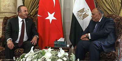 11 yıl sonra bir ilk! Bakan Çavuşoğlu'ndan Mısırlı mevkidaşı Samih Şukri'ye ziyaret