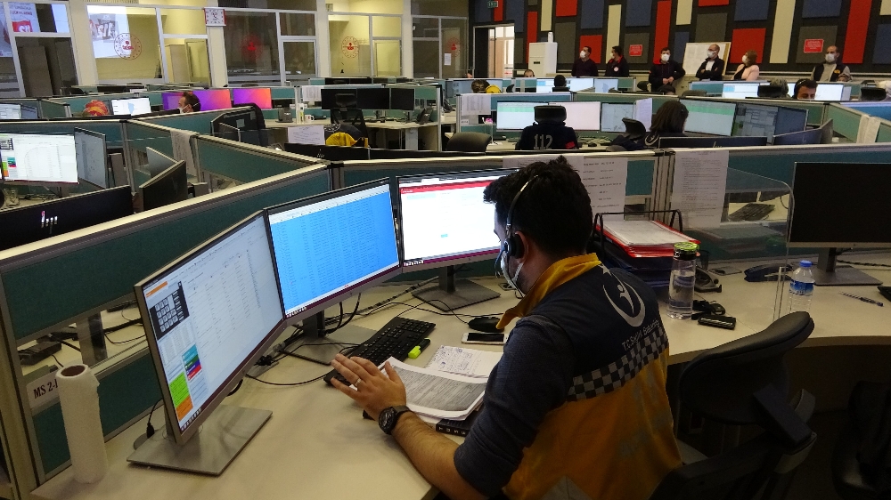 112’ye gelen gereksiz çağrılar pes dedirtiyor