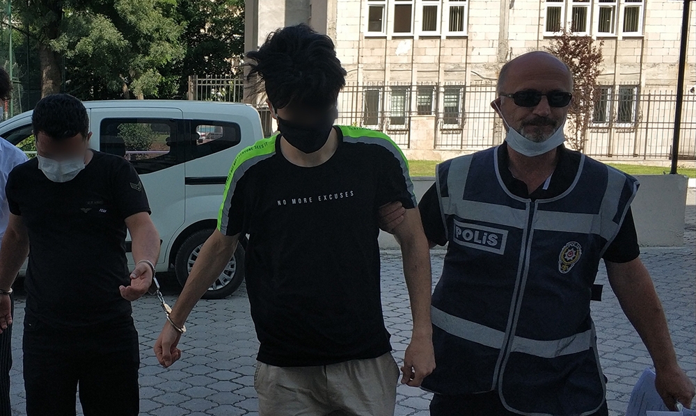 12 yaşındaki kız çocuğuna cinsel istismara 2 tutuklama