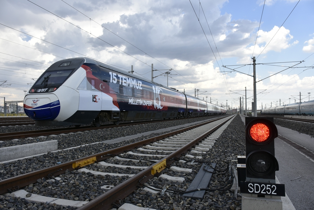 15 Temmuz Demokrasi ve Milli Birlik Treni 2 ay süreyle sefer yapacak