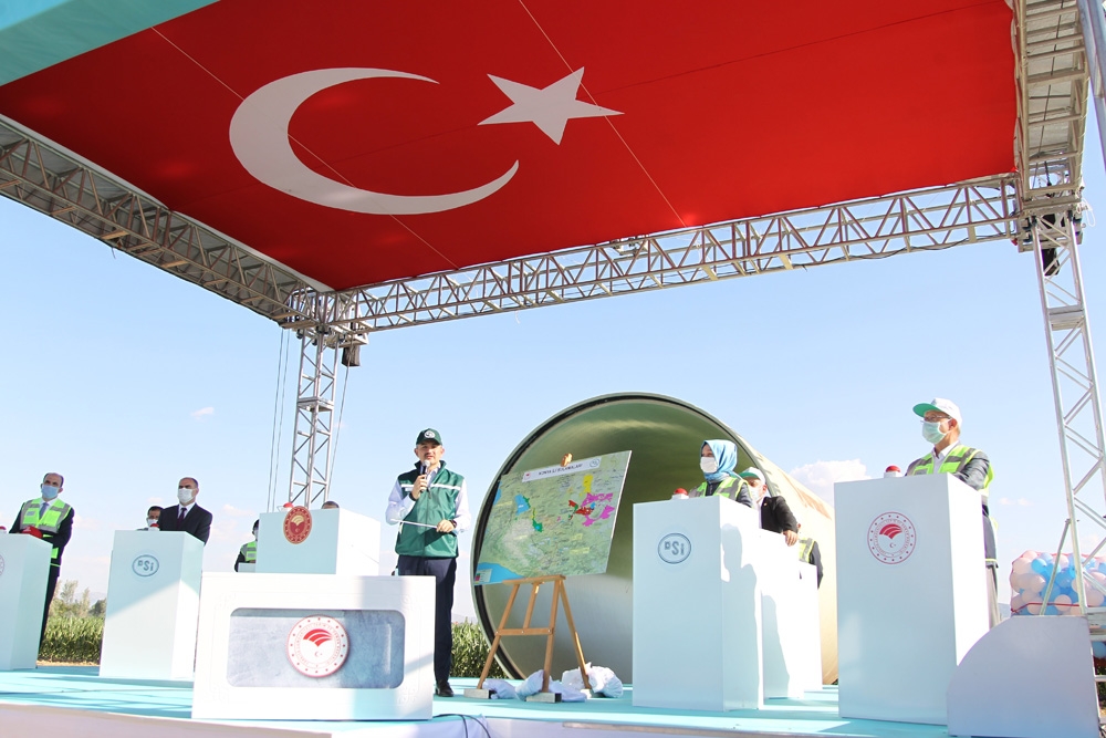 “18 milyon dekar araziyi sulamaya açtık”