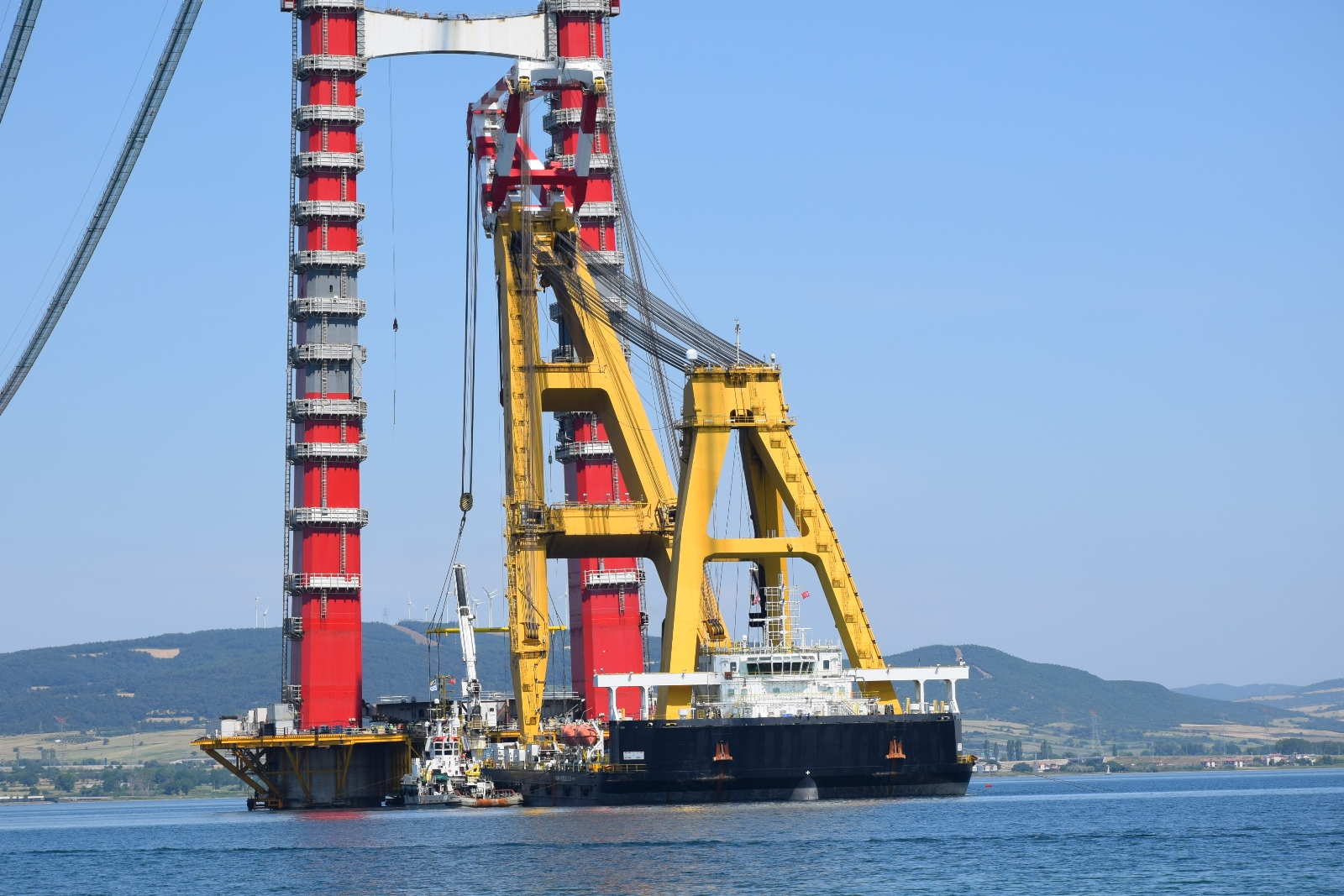 1915 Çanakkale Köprüsü Asya kulesine ilk tabliye bloğu getirildi