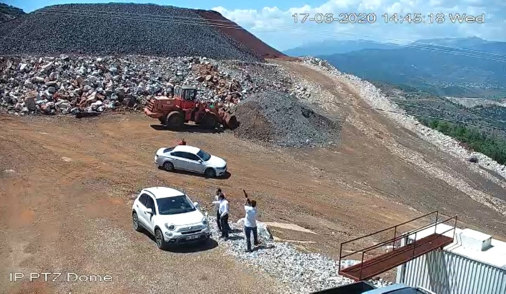 2 avukata pompalı saldırı kamerada