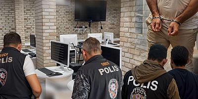 20 ilde siber suçlara operasyon: 23 tutuklama