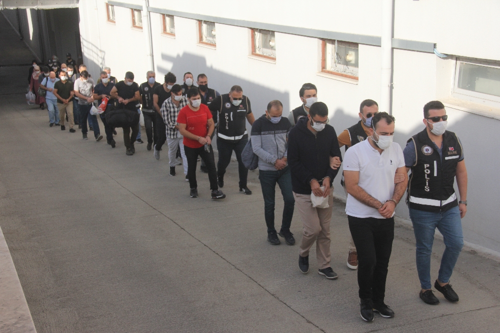 21 FETÖ zanlısından 7’si tutuklandı