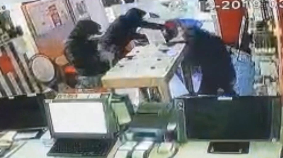 27 Saniyede Soyup Soğana Çevirmişlerdi, İstanbulda Yakalandılar