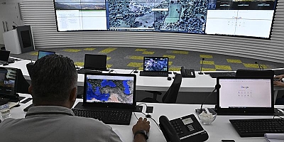27 uçak, 105 helikopter ve 14 İHA ile ormanlar sürekli izleniyor