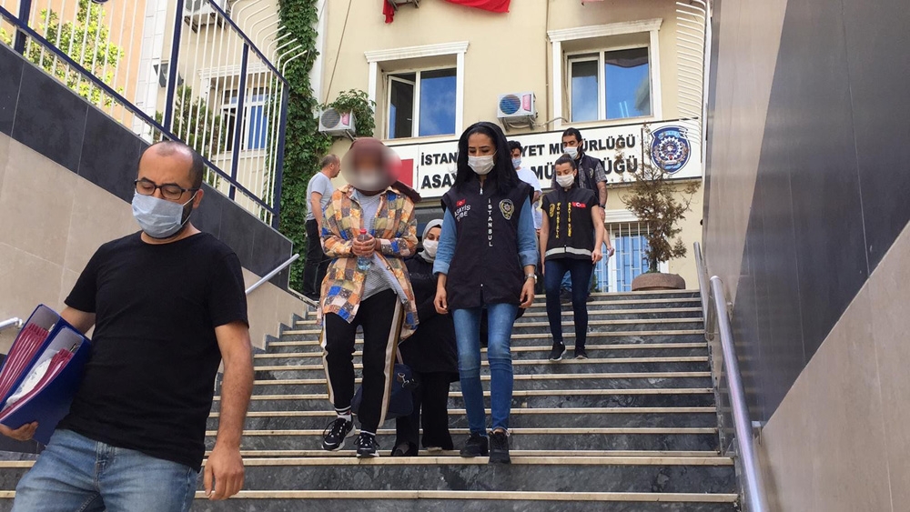 3 ilde eş zamanlı FETÖ operasyonu: 7 kişi yakalandı