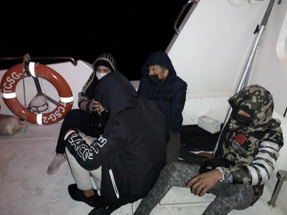 4 düzensiz göçmen kurtarıldı