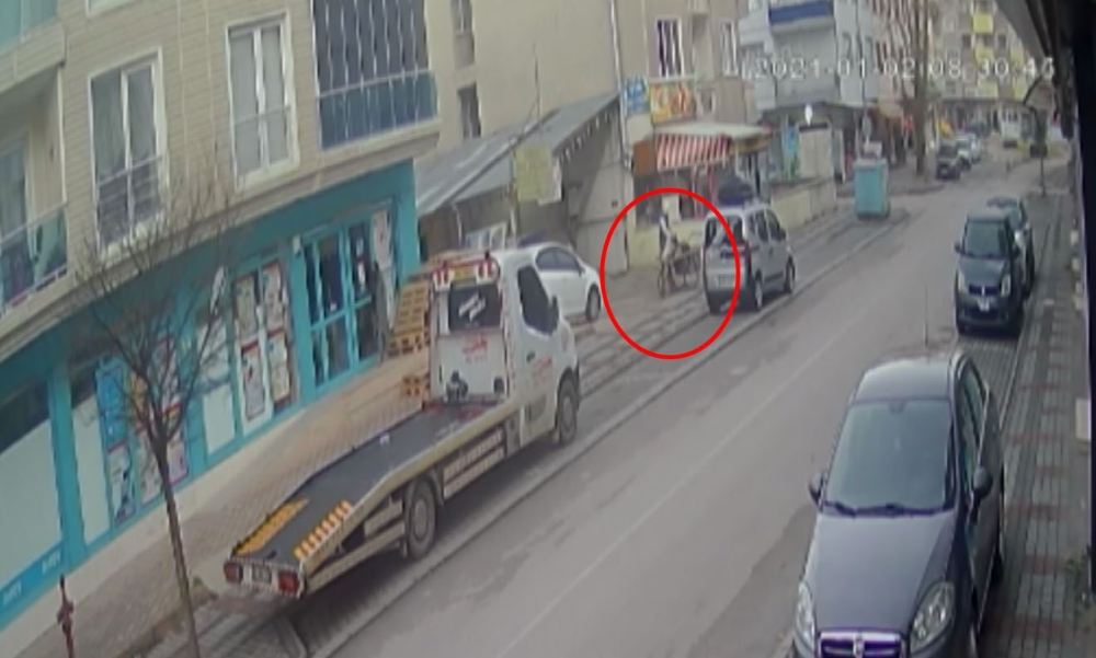 4 saatte iş yerini soydu, kimsenin ruhu duymadı