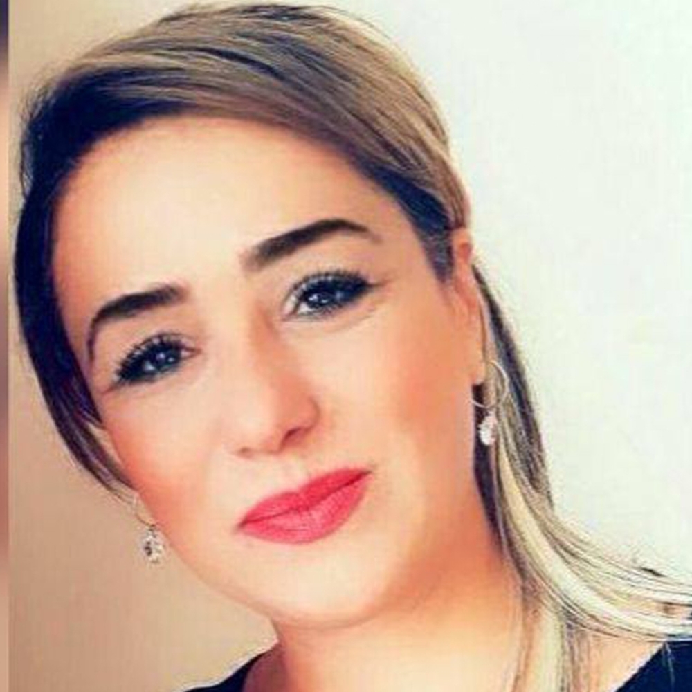 45 Yaşındaki Öğretmen Evinde Ölü Bulundu