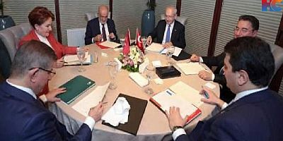 6'lı masanın Nurcusu Babacan ve Davutoğlu'nu defterden sildi