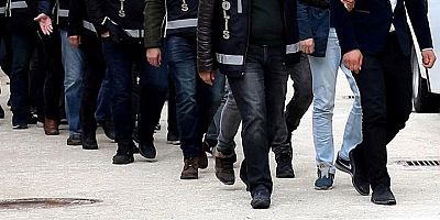 77 şehirde büyük FETÖ operasyonu... 611 FETÖ'cü hain yakalandı