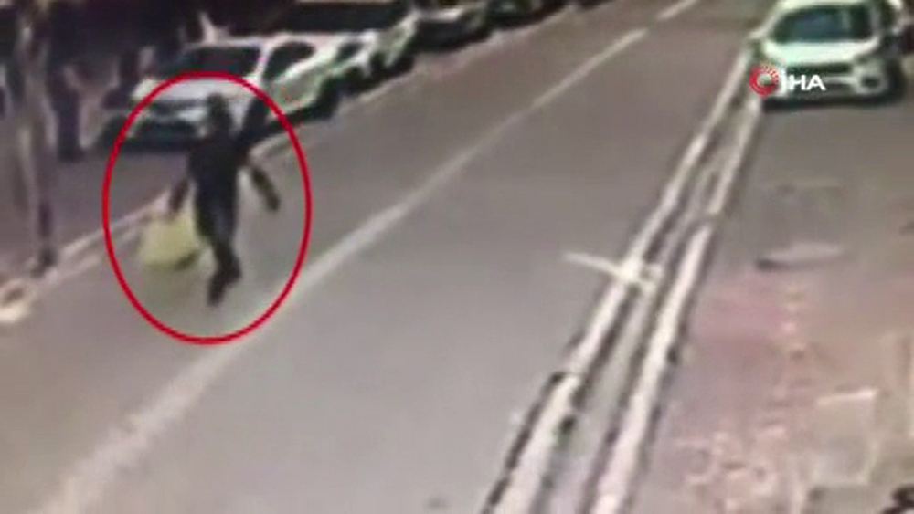8 parçaya böldüğü ceset için poşet almaya böyle gitmiş