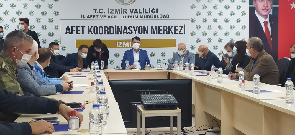 857 okulumuzdan 5 tanesinin ağır, 18 tanesinin ise orta hasarlı olduğunu tespit ettik