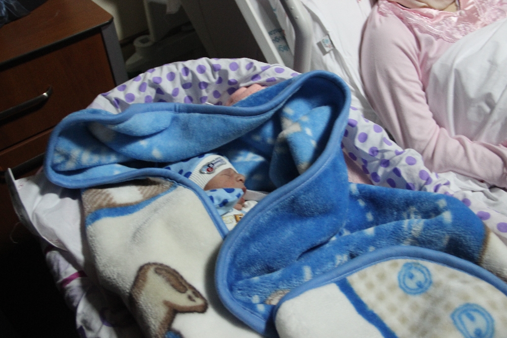 9 Ay Kız Bekledikleri Bebek Erkek Doğunca Şaşkına Döndüler