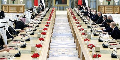 9 yıl sonra kritik ziyaret: 13 anlaşma imzalandı
